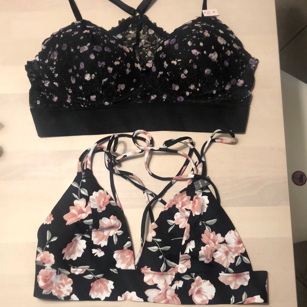 NWT Set of 2 Victoria’s Secret Pink Bralettes, M